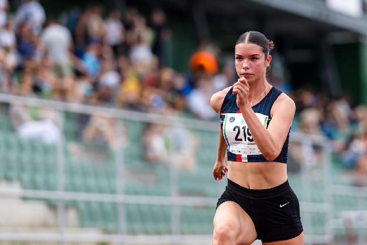 11784470151Atletika_Novo_Mesto_0103_260701_MKV-Peter Kastelic AZS92.jpg-atletskimiting-nm.si